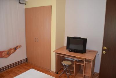 Apartament cu 3 camere semidecomandat, mobilat în Aradului - 12