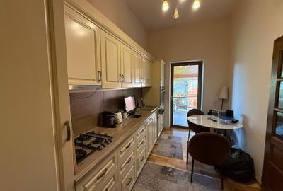 Apartament 4 camere,decomandat,etaj 1 + curte privata,zona ultracentrală Apartament 4 camere,decomandat,etaj 1 + curte privata,zona ultracentrală - 16