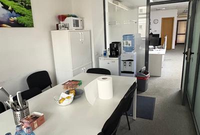 Birou, de 570 mp, în Națiunile Unite - 5