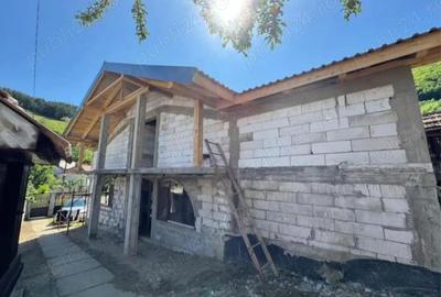 Casă cu 3 camere cu Teren 761 Mp în Central - 5