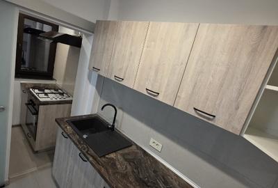 Apartament cu 2 camere decomandat în 1 Mai - 1