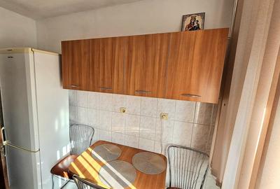 Apartament cu 3 camere, decomandat, bulevardul Alexandru Cel Bun Apartament cu 3 camere, decomandat, bulevardul Alexandru Cel Bun - 4