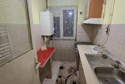 Apartament cu 2 camere nedecomandat în Petros - 4