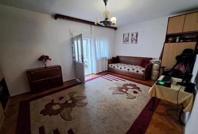RECO  apartament 3camere Vasile Conta - 2