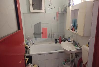 Vânzare apartament semidecomandat 2 camere Bd. Obregia - 6