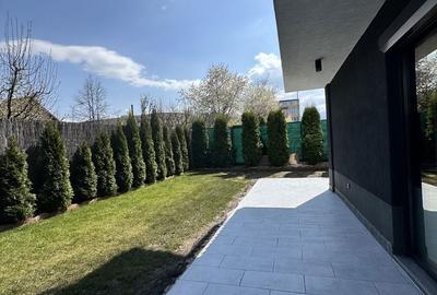 Apartament cu 3 camere decomandat în Tractorul - 1