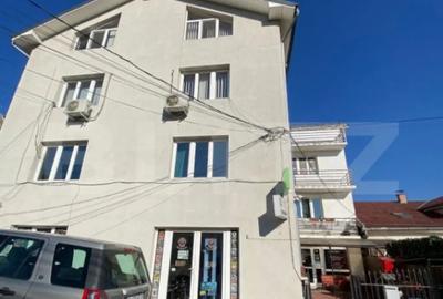 Casă cu 7 camere cu Teren 7000 Mp în Central - 2