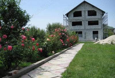 Casă cu 5 camere cu Teren 2100 Mp în Ordoreanu - 4