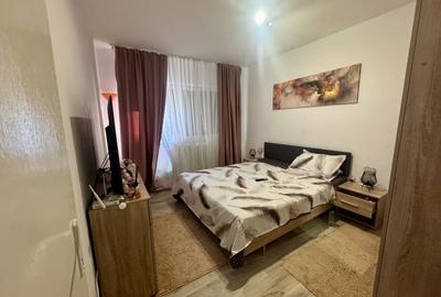Apartament 2 camere mobilat etaj 2 central - 5