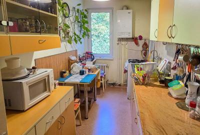 Apartament cu 3 camere decomandat în 7 Noiembrie - 4