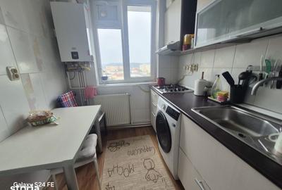 Apartament cu 3 camere decomandat în Dărmănești - 12