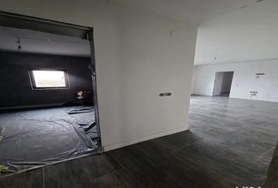 Casă cu 4 camere cu Teren 1700 Mp în Școlilor - 11