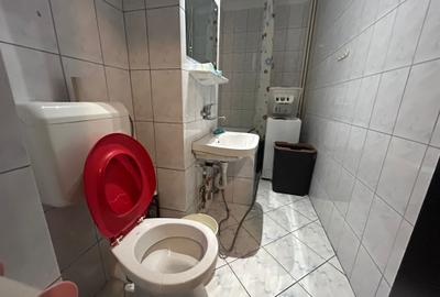 Garsonieră decomandată, mobilată în Titan - 4