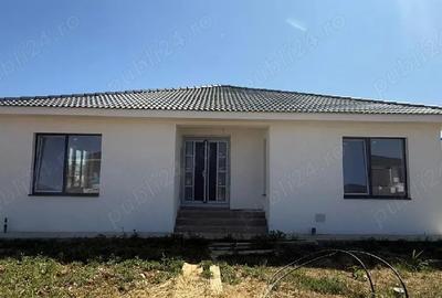 Casa cu trei dormitoare in Sintandrei - 4