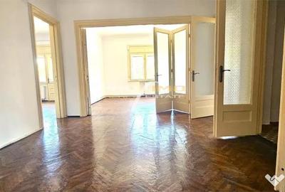 Apartament cu 6 camere decomandat în Central - 8