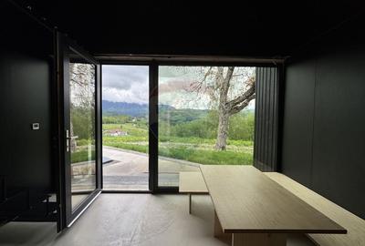 Doua case la munte, cu vedere superba, localizate in Poiana Marului - 24