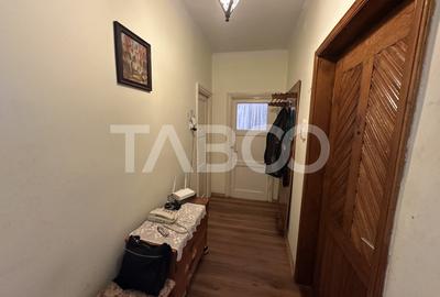 Apartament 2 camere 47 mpu decomandat 2 boxe la subsol garaj etaj 2 - 7