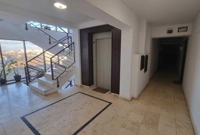Apartament cu 3 camere decomandat, mobilat în Cug