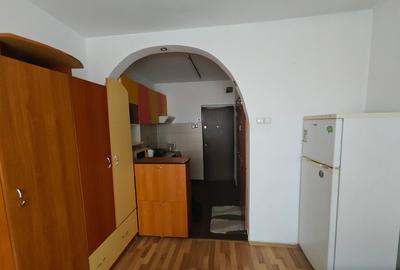 PF inchiriez garsoniera Str. Taberei - 2