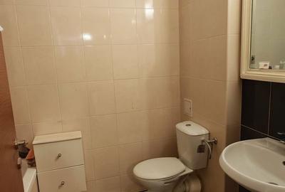 Apartament cu 3 camere decomandat în Central - 3