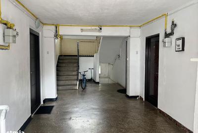 Apartament cu 2 camere semidecomandat în Micro 4 - 5