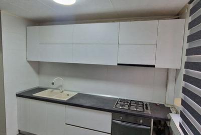 Apartament cu 3 camere decomandat în Valea Oltului - 20