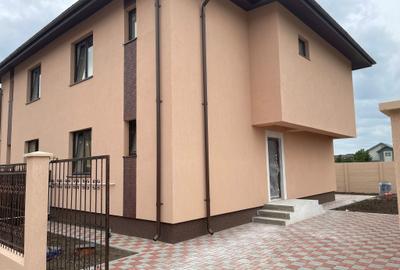 Casa tip duplex, Toate utilitatile, Comision 0% - 5