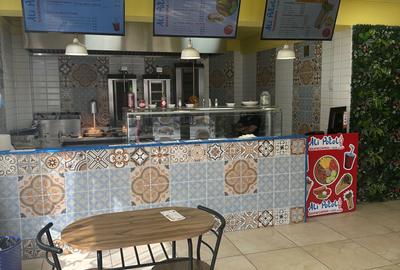 Spațiu comercial, de 60 mp, în Central - 1