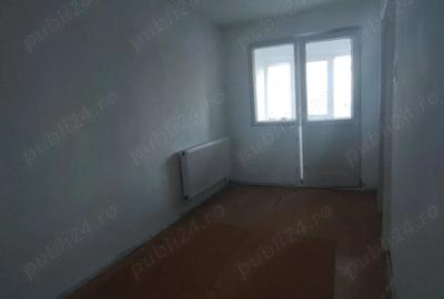 Apartament cu 4 camere semidecomandat în Micro 39 - 5