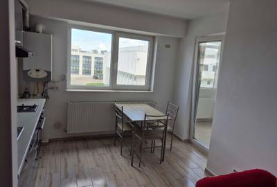 Apartament cu 2 camere decomandat în Central - 3