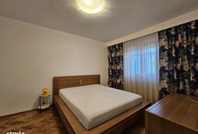 Apartament cu 4 camere decomandat în Central - 2
