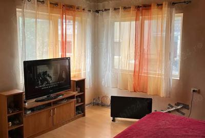 Casă cu 5 camere cu Teren 300 Mp în Bratca - 1