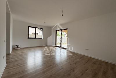 Duplex | Mosnita Noua, 4 Camere | Acces Asfaltat | toate utilitatile - 1
