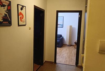 Apartament cu 2 camere decomandat în Titan