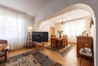 Casă individuală cu 10 camere cu Canalizare în Exercițiu - 4