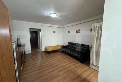 Garsonieră decomandată în Central - 1