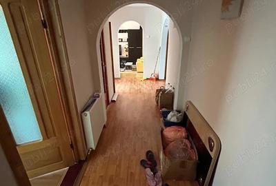 Apartament 4 camere decomandat Bicaz - 82mp utili + balcon 9mp - pret negociabil - 6