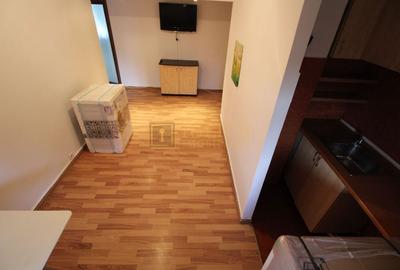 Str. Viorelelor zona Dorobanti; parter, centrala proprie. - 15