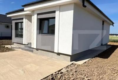 Casă cu 4 camere cu Teren 300 Mp în Central - 11