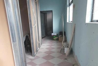 Spațiu comercial, de 160 mp, în Brătulești - 2