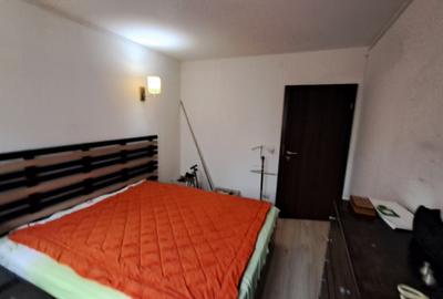 Apartament 3 camere, renovat, poziție retrasă (nu la bulevard) – Metrou 500 m - 52