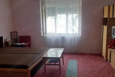 Casă cu 4 camere în Central - 3