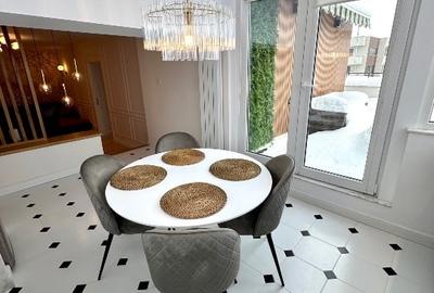 Apartament cu 3 camere semidecomandat, mobilat în 13 Septembrie - 15