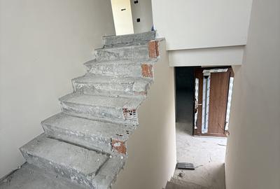 Duplex cu 4 camere cu Canalizare în Florești - 14