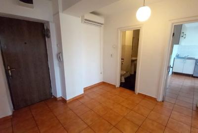 2 camere pe b-dul  Unirii, nemobilat, 440 euro 2 camere pe b-dul  Unirii, nemobilat, 440 euro - 4