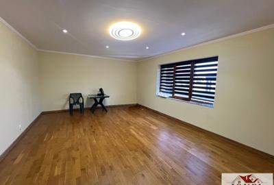 Duplex cu 4 camere cu Canalizare în Est - 4