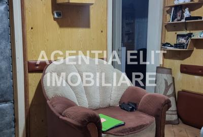 Apartament cu 4 camere decomandat în Central - 3