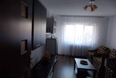Apartament cu 2 camere decomandat în Central - 2