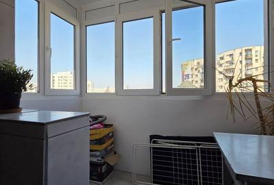 Apartament cu 3 camere decomandat în Titan - 2