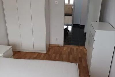 Apartament spatios, de 3 camere, decomandat, in zona Sebastian - 2